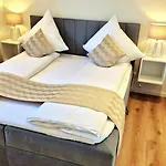 Apartment Seeliebe - Seeblick, Parkplatz, Teilweise Private Sauna, Wlan *