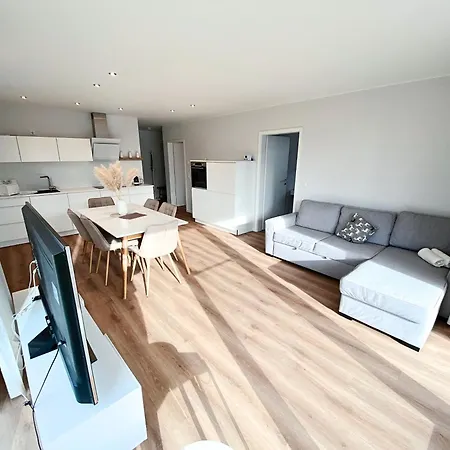 Seeliebe Schwerin - Pkw, Teilweise Mit Privater Sauna, Wlan, Xxl-balkon O Terrasse, Seeblick Schwerin (Mecklenburg-Vorpommern)