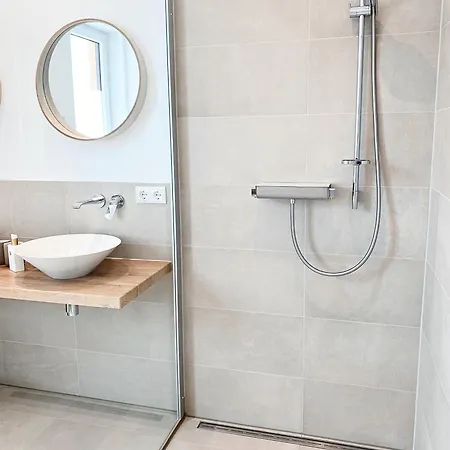 Seeliebe - Seeblick, Parkplatz, Teilweise Private Sauna, Wlan Apartament *
