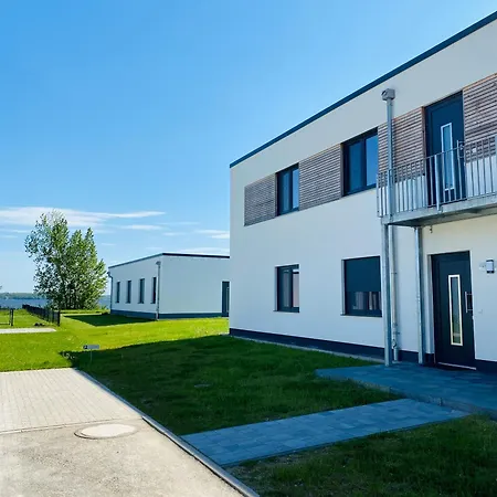 Seeliebe - Teilweise Mit Privater Sauna, Seeblick, Parkplatz, Wlan Schwerin