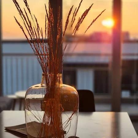 Apartment Seeliebe Schwerin - Pkw, Teilweise Mit Privater Sauna, Wlan, Xxl-balkon O Terrasse, Seeblick *