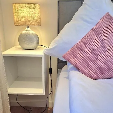Seeliebe Schwerin - Pkw, Teilweise Mit Privater Sauna, Wlan, Xxl-balkon O Terrasse, Seeblick Apartment