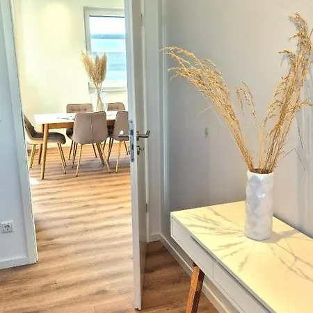 Seeliebe Schwerin - Pkw, Teilweise Mit Privater Sauna, Wlan, Xxl-balkon O Terrasse, Seeblick * Schwerin (Mecklenburg-Vorpommern)