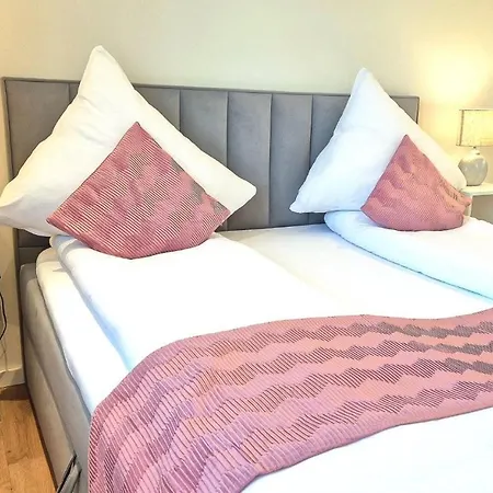 Seeliebe - Pkw, Teilweise Mit Privater Sauna, Wlan, Xxl-balkon O Terrasse, Seeblick Apartment
