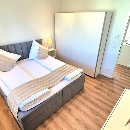 Seeliebe Schwerin - Pkw, Teilweise Mit Privater Sauna, Wlan, Xxl-balkon O Terrasse, Seeblick * Schwerin (Mecklenburg-Vorpommern)
