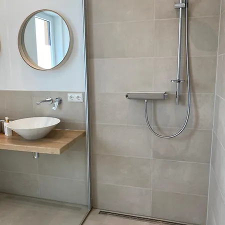 Seeliebe - Teilweise Mit Privater Sauna, Seeblick, Parkplatz, Wlan * Schwerin