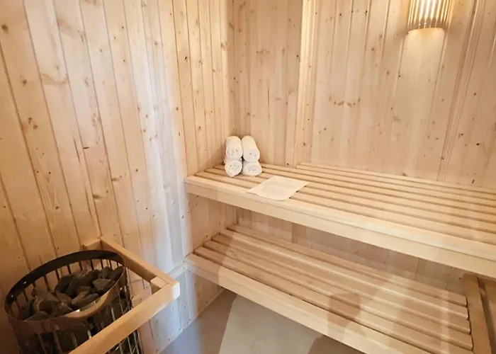 Seeliebe - Seeblick, Parkplatz, Teilweise Private Sauna, Wlan * Schwerin (Mecklenburg-Vorpommern)